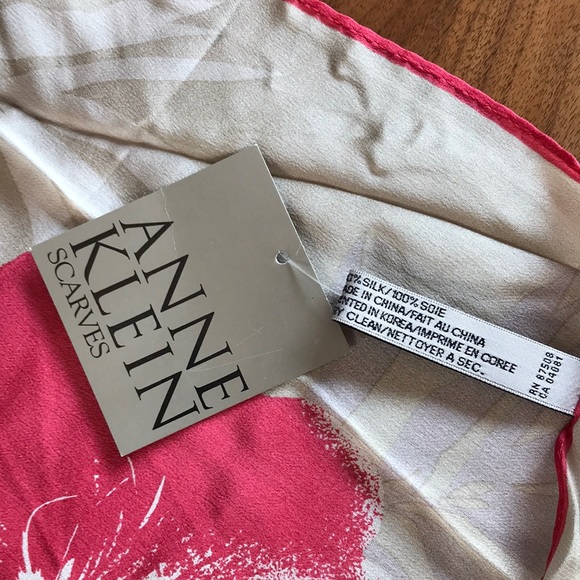NWT Anne Klein silk scarf - Picture 4 of 4